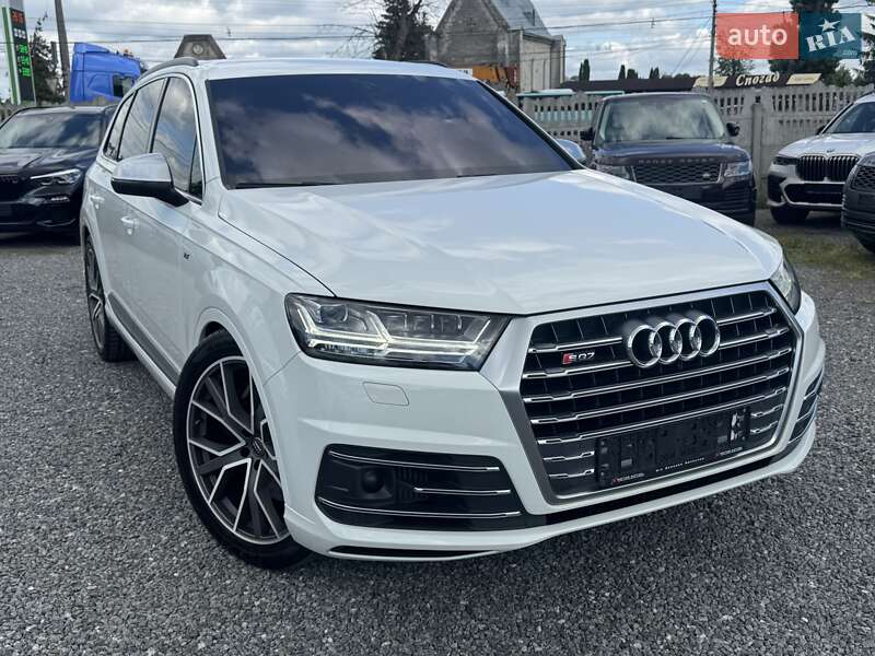 Внедорожник / Кроссовер Audi SQ7 2017 в Тернополе