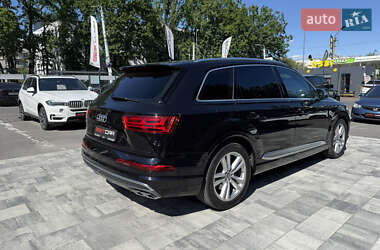 Позашляховик / Кросовер Audi SQ7 2019 в 