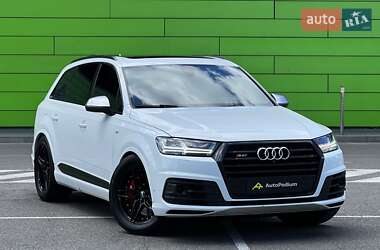 Внедорожник / Кроссовер Audi SQ7 2017 в 