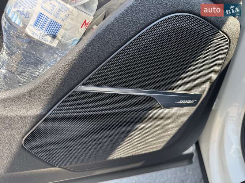 Внедорожник / Кроссовер Audi SQ7 2017 в Киеве