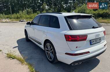 Внедорожник / Кроссовер Audi SQ7 2017 в 
