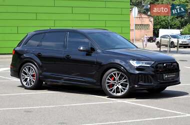 Внедорожник / Кроссовер Audi SQ7 2019 в 