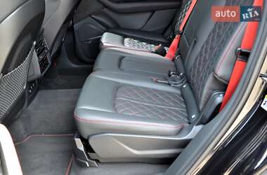 Внедорожник / Кроссовер Audi SQ7 2019 в 