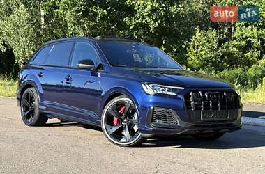 Позашляховик / Кросовер Audi SQ7 2020 в 