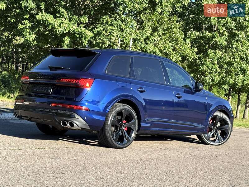 Внедорожник / Кроссовер Audi SQ7 2020 в Луцке