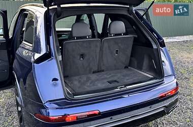 Позашляховик / Кросовер Audi SQ7 2020 в 
