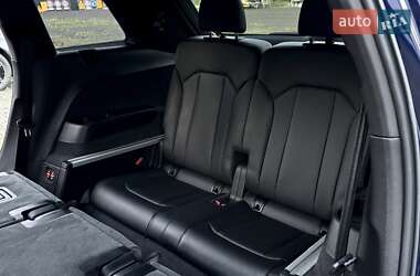 Позашляховик / Кросовер Audi SQ7 2020 в 
