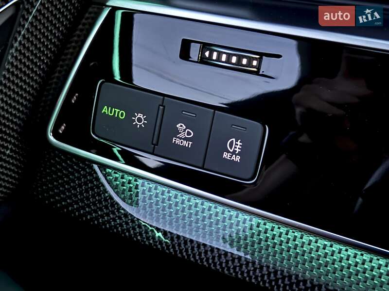 Внедорожник / Кроссовер Audi SQ7 2020 в Луцке