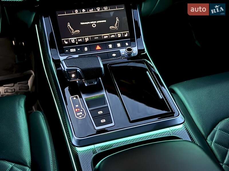 Внедорожник / Кроссовер Audi SQ7 2020 в Луцке