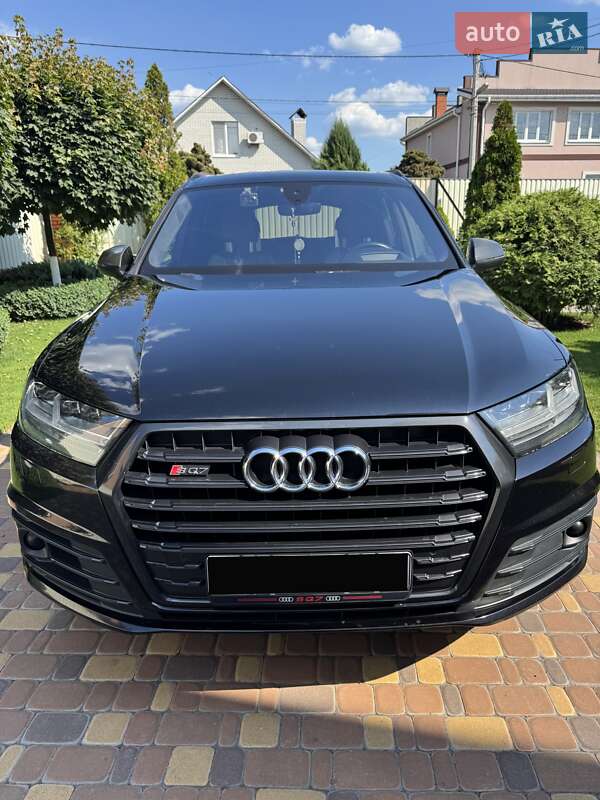 Позашляховик / Кросовер Audi SQ7 2017 в Борисполі