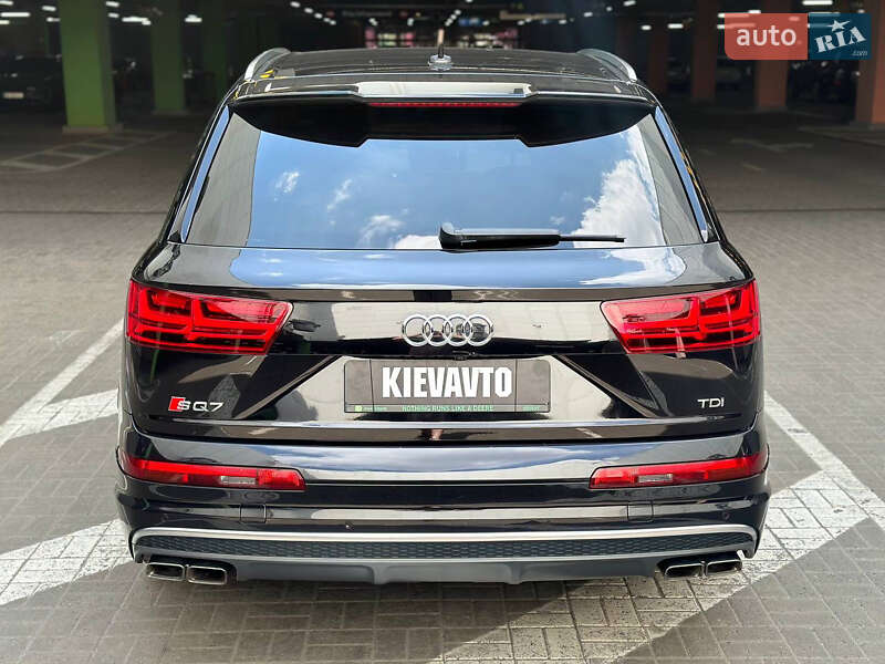 Позашляховик / Кросовер Audi SQ7 2018 в Києві