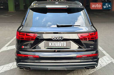 Внедорожник / Кроссовер Audi SQ7 2018 в 