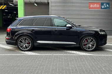 Внедорожник / Кроссовер Audi SQ7 2018 в 
