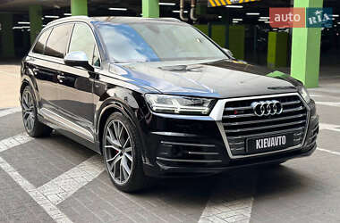 Внедорожник / Кроссовер Audi SQ7 2018 в 