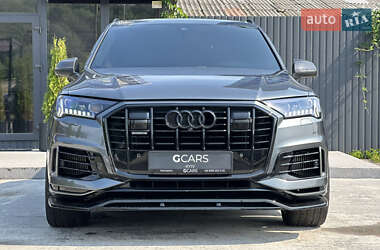 Внедорожник / Кроссовер Audi SQ7 2020 в 