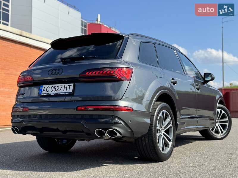 Внедорожник / Кроссовер Audi SQ7 2023 в Киеве
