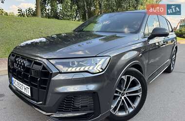Внедорожник / Кроссовер Audi SQ7 2023 в Киеве