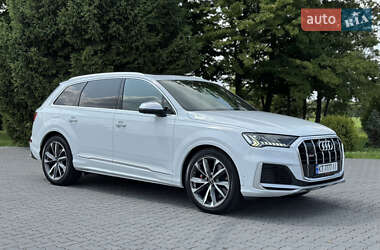 Внедорожник / Кроссовер Audi SQ7 2021 в 