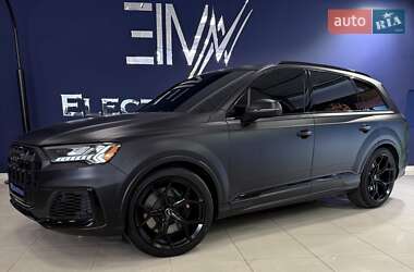 Внедорожник / Кроссовер Audi SQ7 2020 в Кропивницком