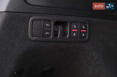 Внедорожник / Кроссовер Audi SQ7 2020 в 