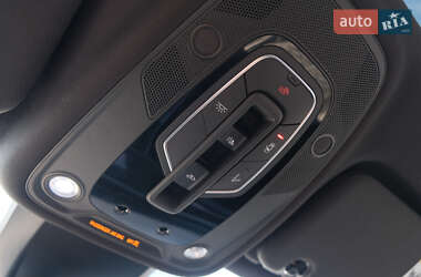 Внедорожник / Кроссовер Audi SQ7 2020 в 