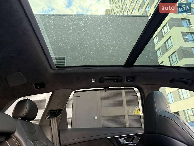 Внедорожник / Кроссовер Audi SQ7 2022 в Киеве