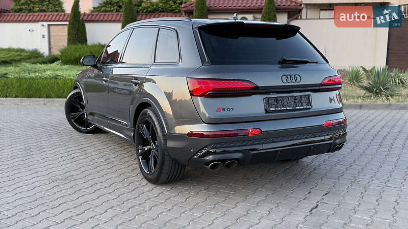 Внедорожник / Кроссовер Audi SQ7 2024 в Львове
