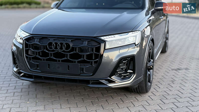 Внедорожник / Кроссовер Audi SQ7 2024 в Львове