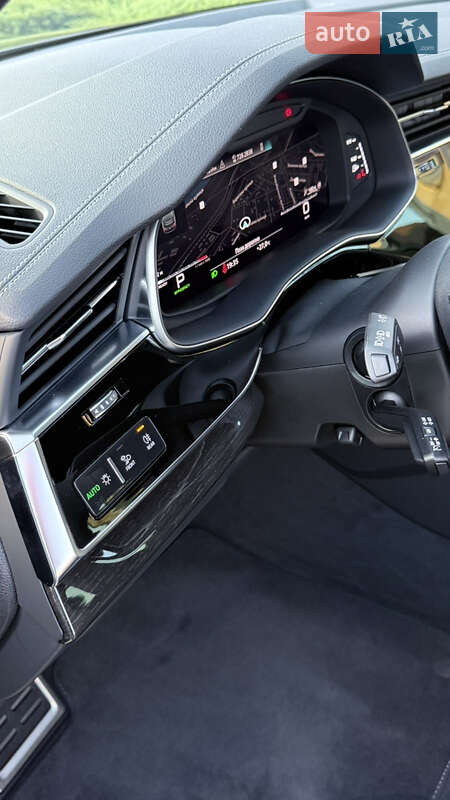 Внедорожник / Кроссовер Audi SQ7 2024 в Львове