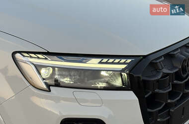 Внедорожник / Кроссовер Audi SQ7 2024 в 