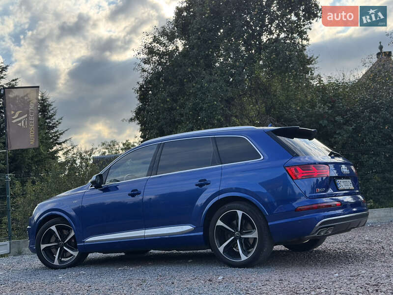 Внедорожник / Кроссовер Audi SQ7 2017 в Львове