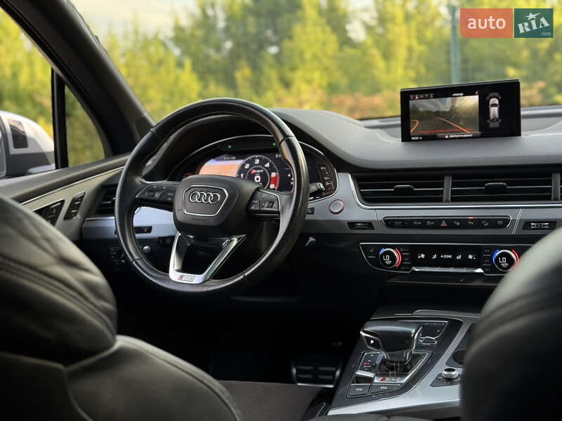 Внедорожник / Кроссовер Audi SQ7 2017 в Львове