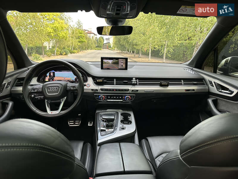 Внедорожник / Кроссовер Audi SQ7 2018 в Одессе