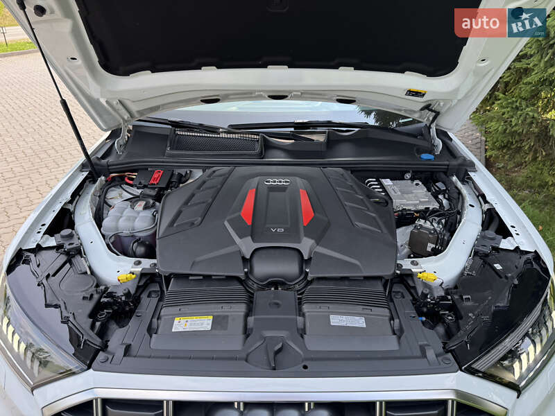 Внедорожник / Кроссовер Audi SQ7 2021 в Ивано-Франковске