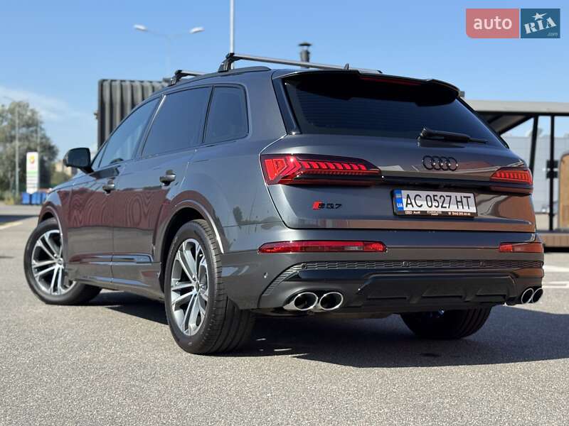 Внедорожник / Кроссовер Audi SQ7 2023 в Киеве