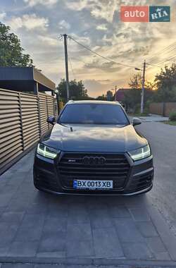 Внедорожник / Кроссовер Audi SQ7 2017 в 
