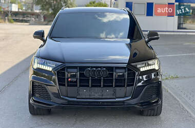 Внедорожник / Кроссовер Audi SQ7 2020 в 