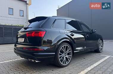 Внедорожник / Кроссовер Audi SQ7 2017 в 