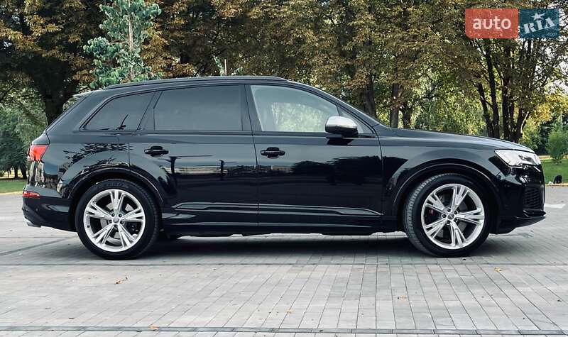 Позашляховик / Кросовер Audi SQ7 2020 в Луцьку