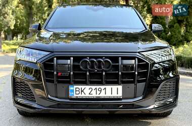 Внедорожник / Кроссовер Audi SQ7 2023 в 