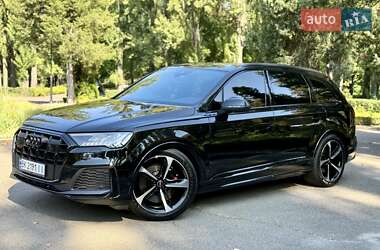 Внедорожник / Кроссовер Audi SQ7 2023 в 
