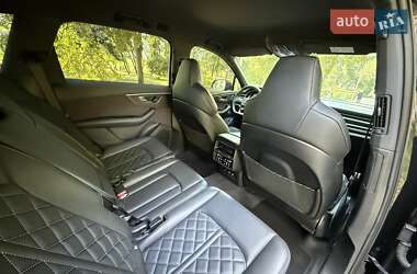 Внедорожник / Кроссовер Audi SQ7 2023 в 