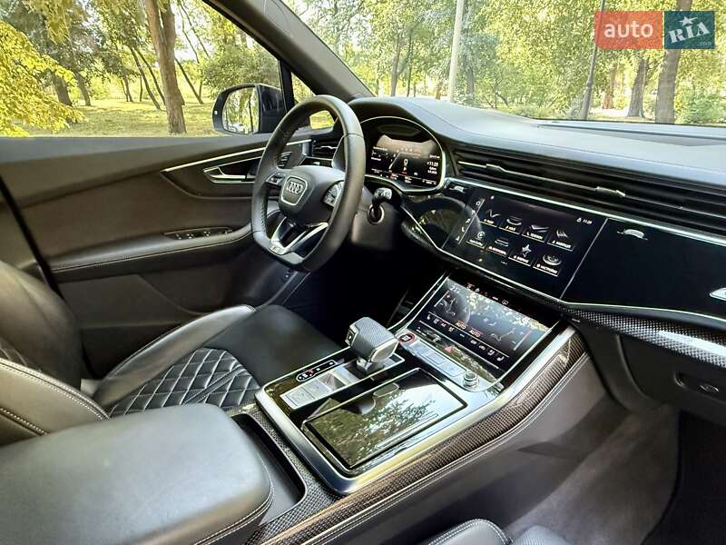 Позашляховик / Кросовер Audi SQ7 2023 в Києві