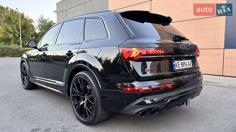 Внедорожник / Кроссовер Audi SQ7 2022 в Днепре