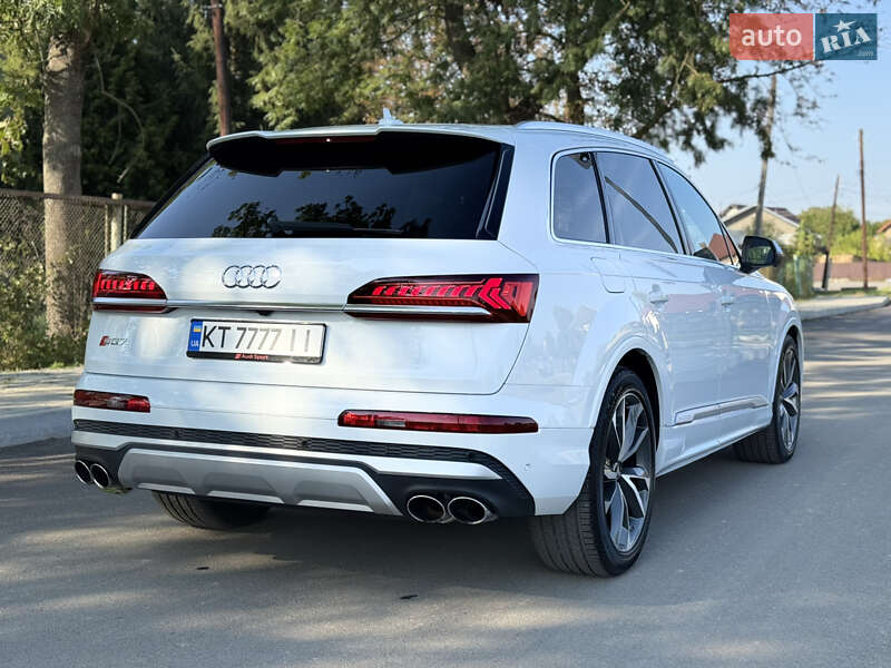 Внедорожник / Кроссовер Audi SQ7 2021 в Ивано-Франковске