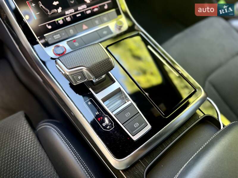 Внедорожник / Кроссовер Audi SQ7 2021 в Днепре