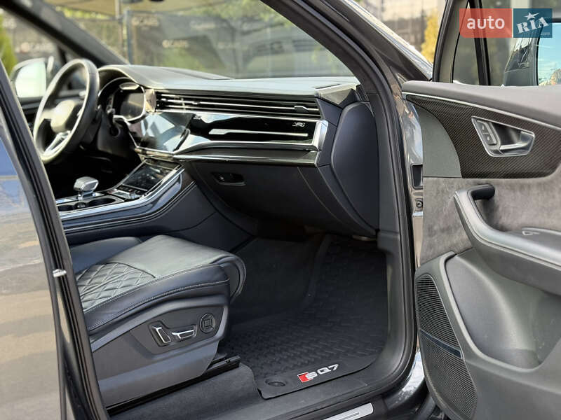 Позашляховик / Кросовер Audi SQ7 2020 в Києві