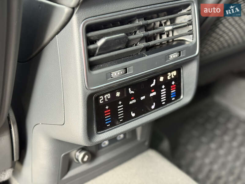 Позашляховик / Кросовер Audi SQ7 2020 в Києві