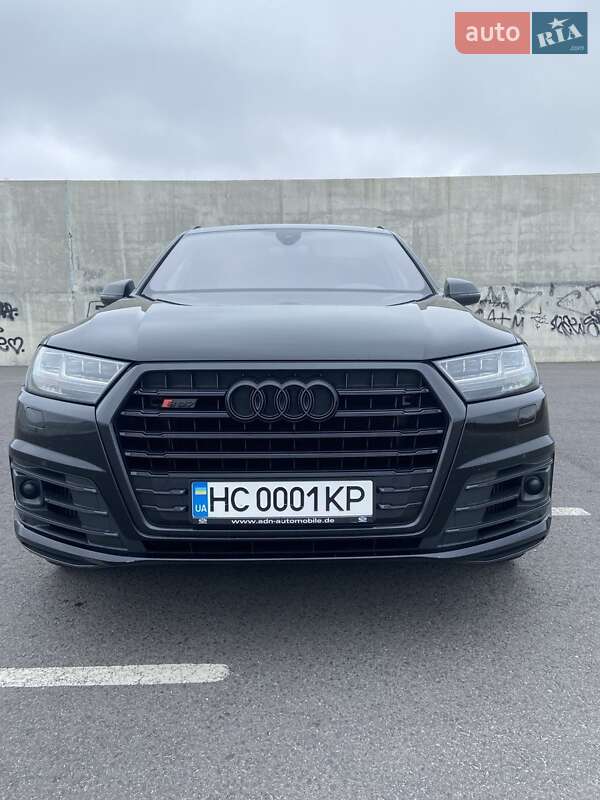 Внедорожник / Кроссовер Audi SQ7 2016 в 