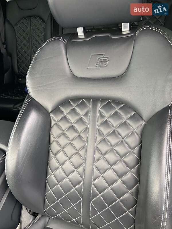 Внедорожник / Кроссовер Audi SQ7 2016 в Львове